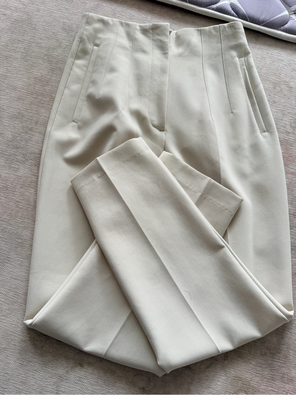 Zara Cream Tailored Straight Trousers Women's - Picture 6 of 7